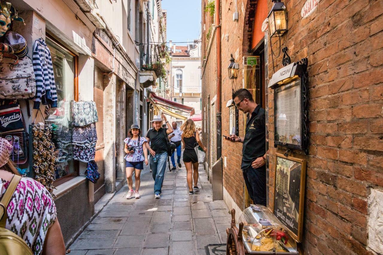 Bragora 3524 Between San Marco And Biennale Venice Luaran gambar